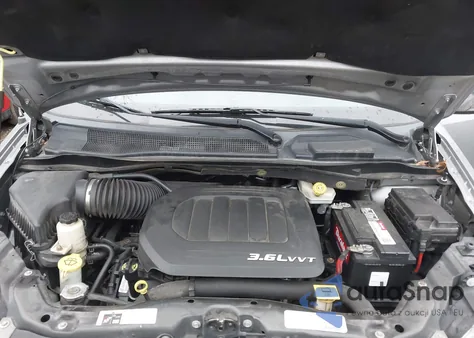 2013 Chrysler Town & Country Touring-L z USA, uszkodzony, nr VIN 2C4RC1CG3DR676919